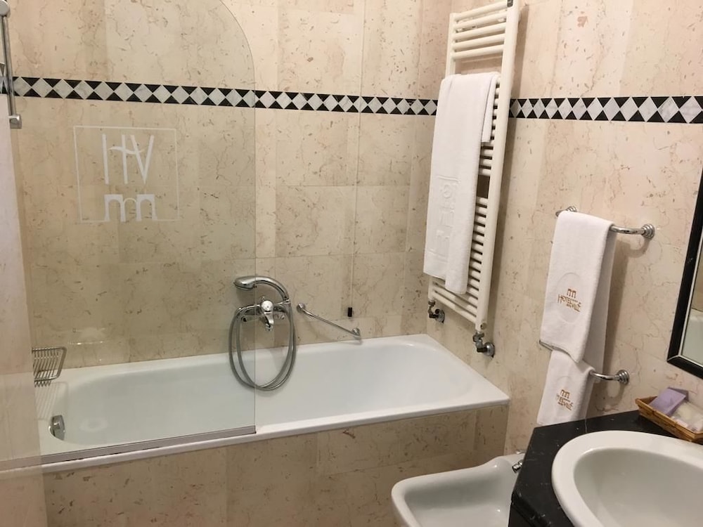 Hotel della Ville 13/55