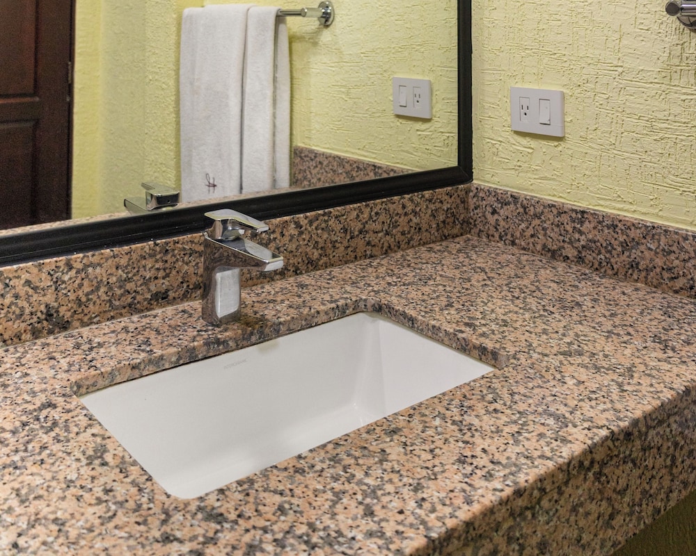 Hotel Fenix Tapachula 53/53
