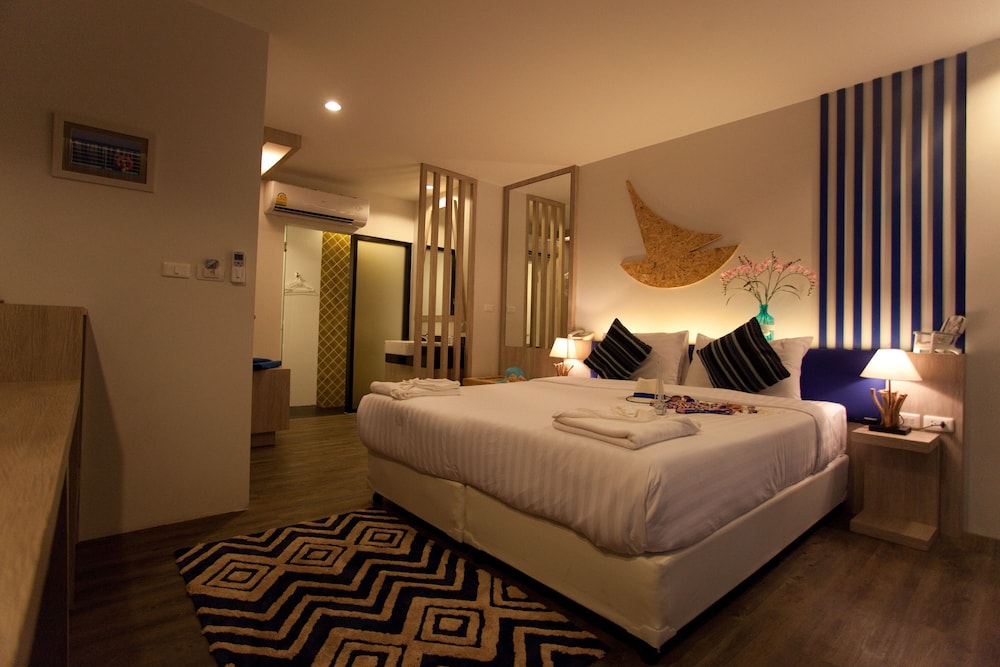 The Blue Pearl Kata Hotel 27/66