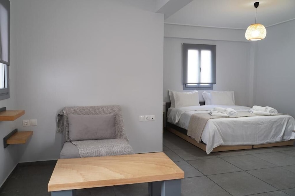 The Noverian Bios Caldera, Sunset Suites 24/58