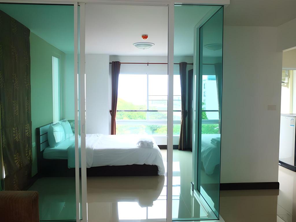 Say Hi Residences 39/40