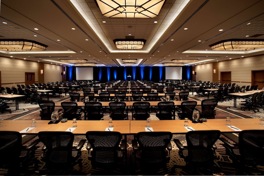 Tempe Mission Palms, a Destination by Hyatt Hotel 39/43