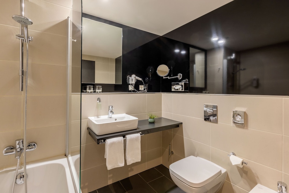Hotel INNSiDE by Melia Berlin Mitte 24/70