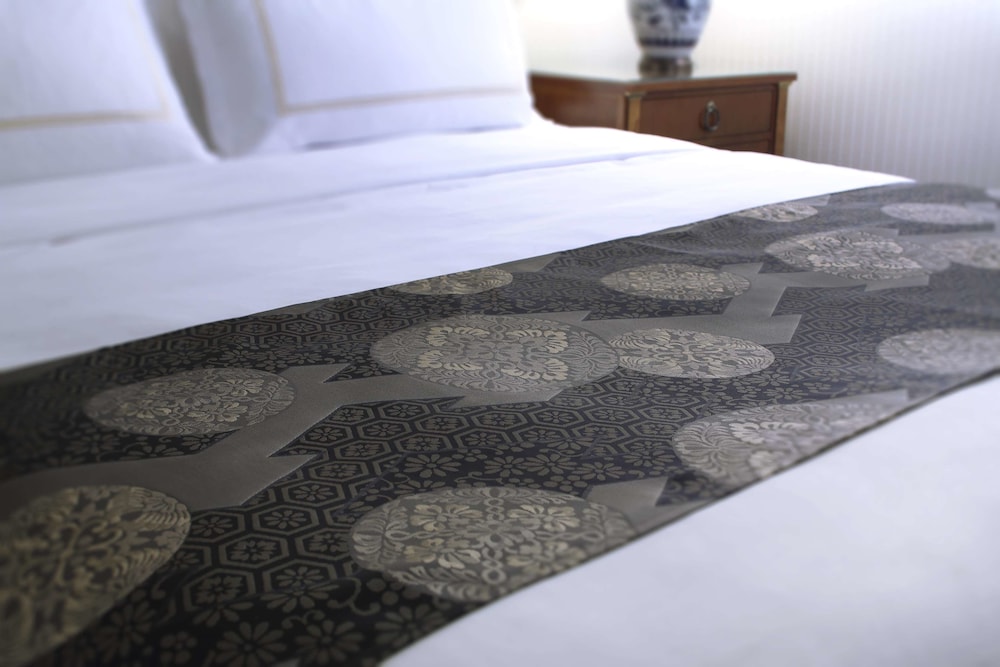 Hotel Chinzanso Tokyo 24/75