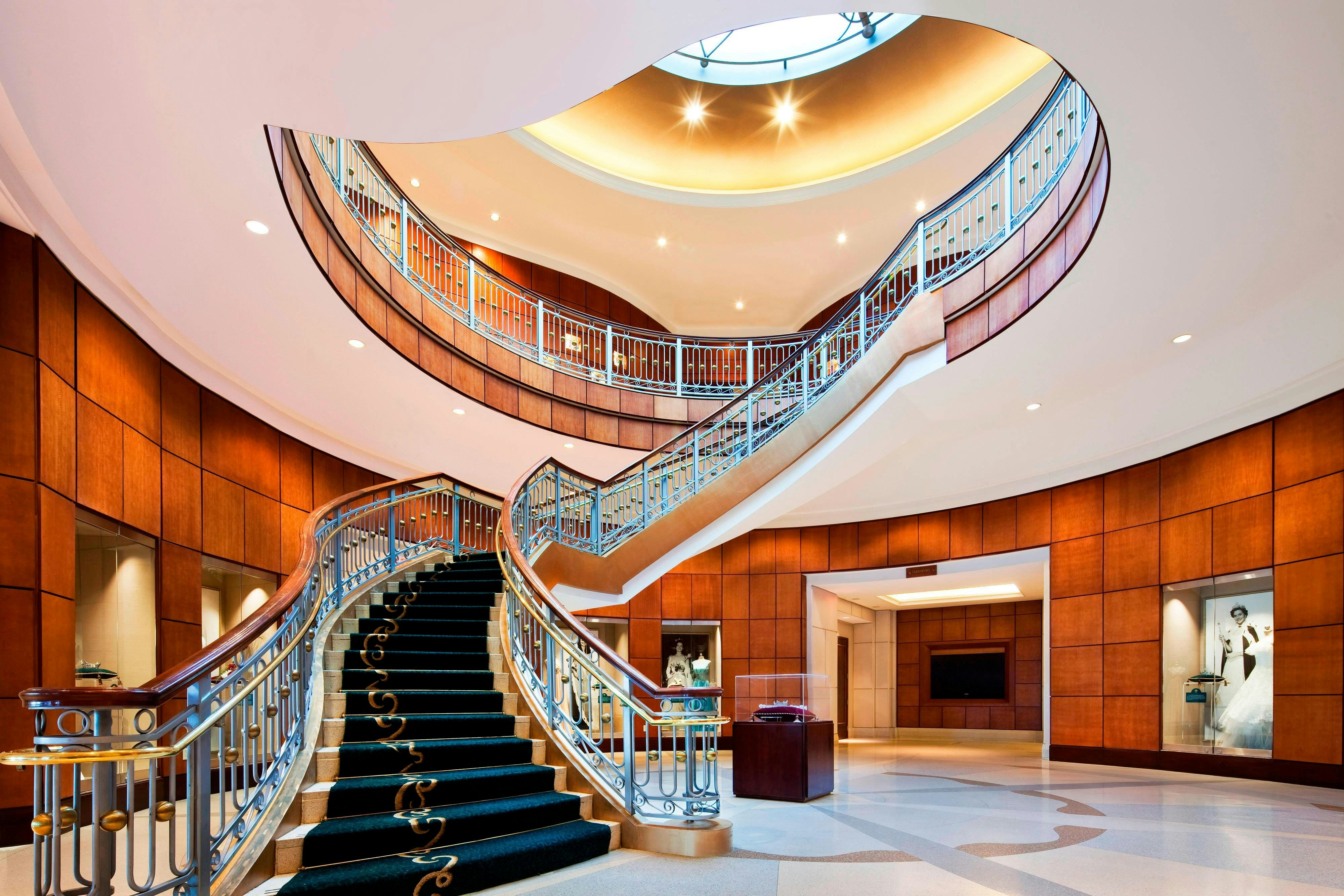 Lobby at Sheraton Atlantic City Convention Center Hotel, ATLANTIC CITY - NJ