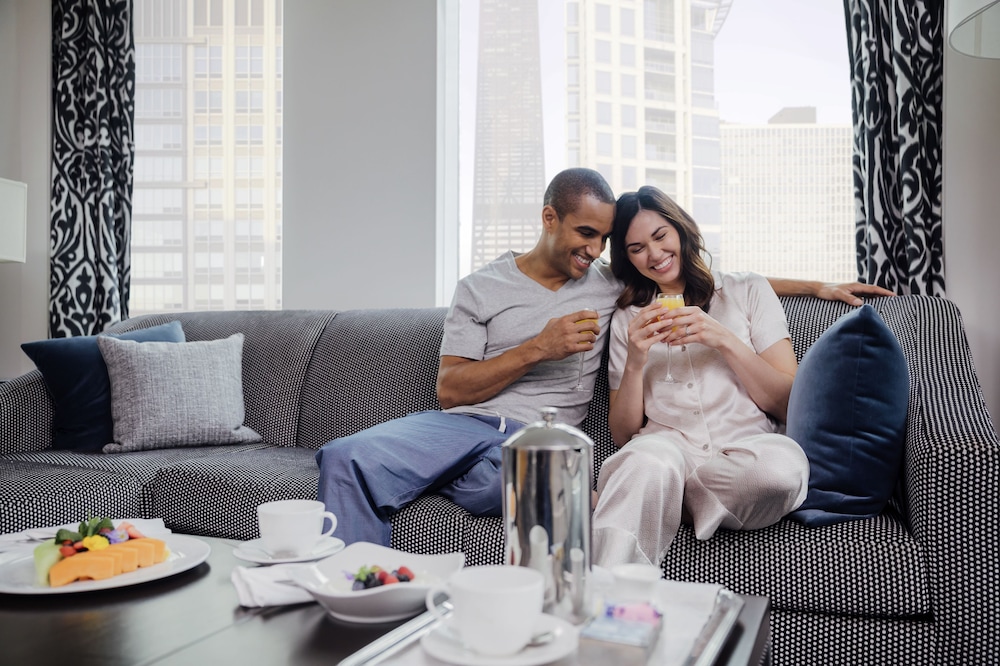 Sofitel Chicago Magnificent Mile 31/50