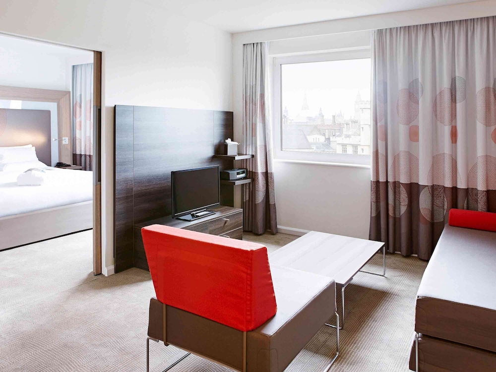 Novotel London Waterloo 60/73