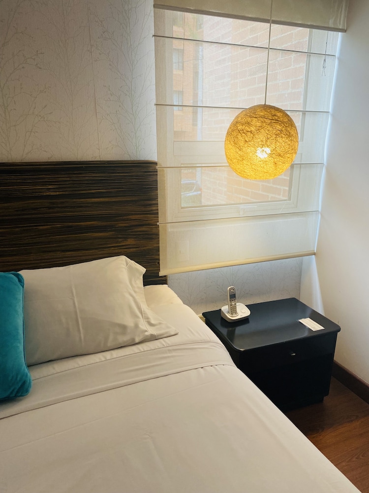 Hotel Retiro 84 By Mij Hotels 24/50