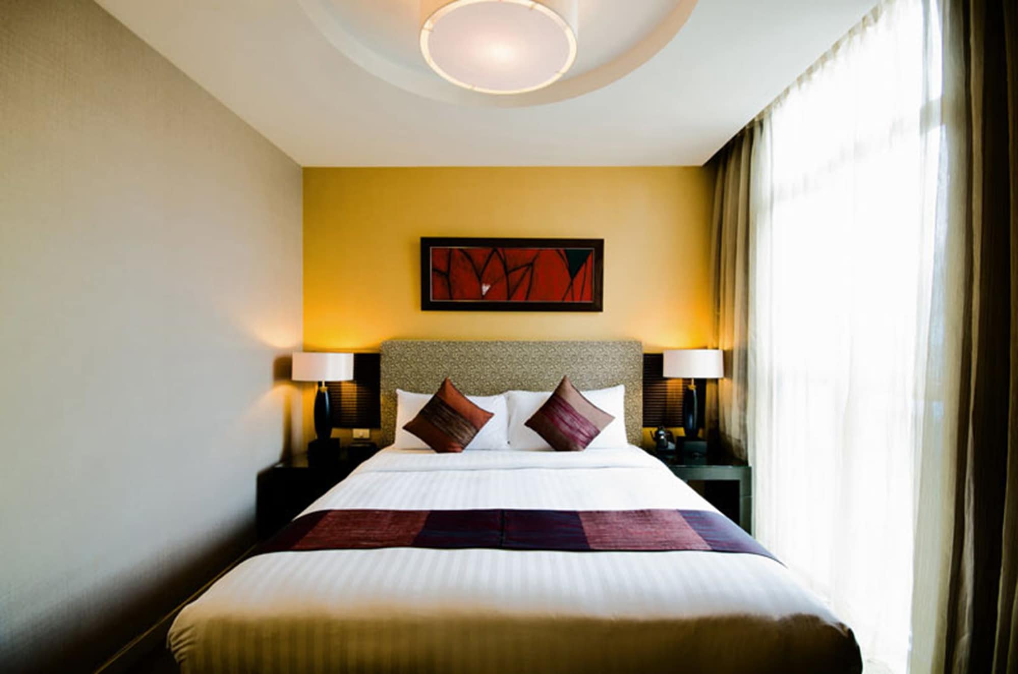 1 BEDROOM, EXECUTIVE, SUITE