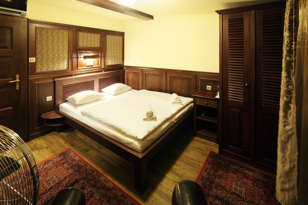 Boat Hotel Matylda 24/61