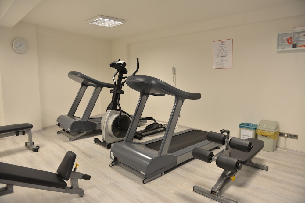 Ramada Hotel and Suites by Wyndham Kusadasi 33/47