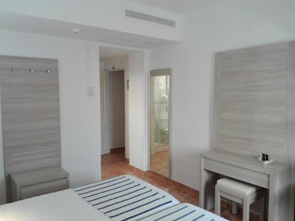Hotel Gami Adults Only 30/53