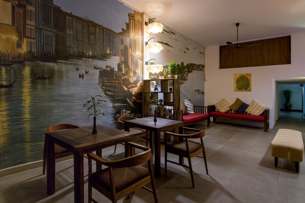 Suite Home Boutique Hotel 43/60