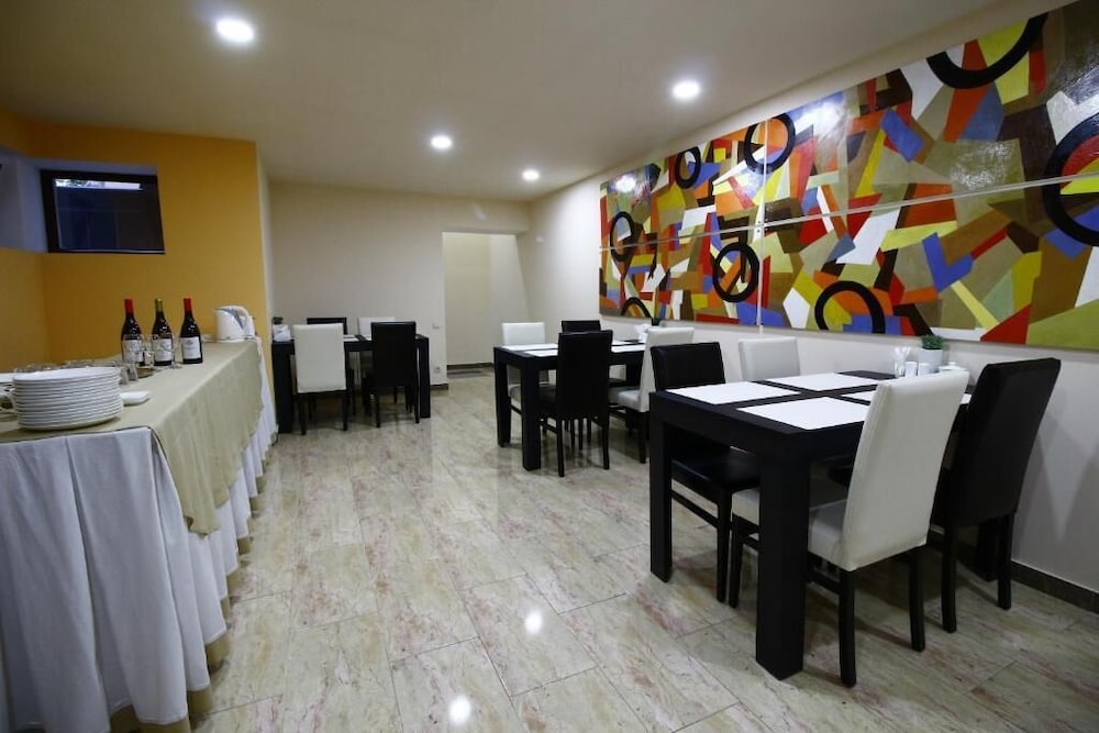 Sani Hotel 32/41