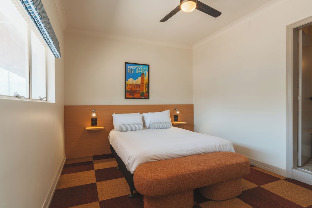 Allen Hotel 28/69