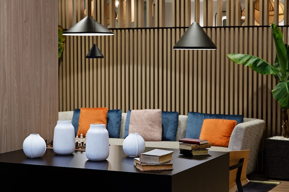 Melia Avenida America 49/60