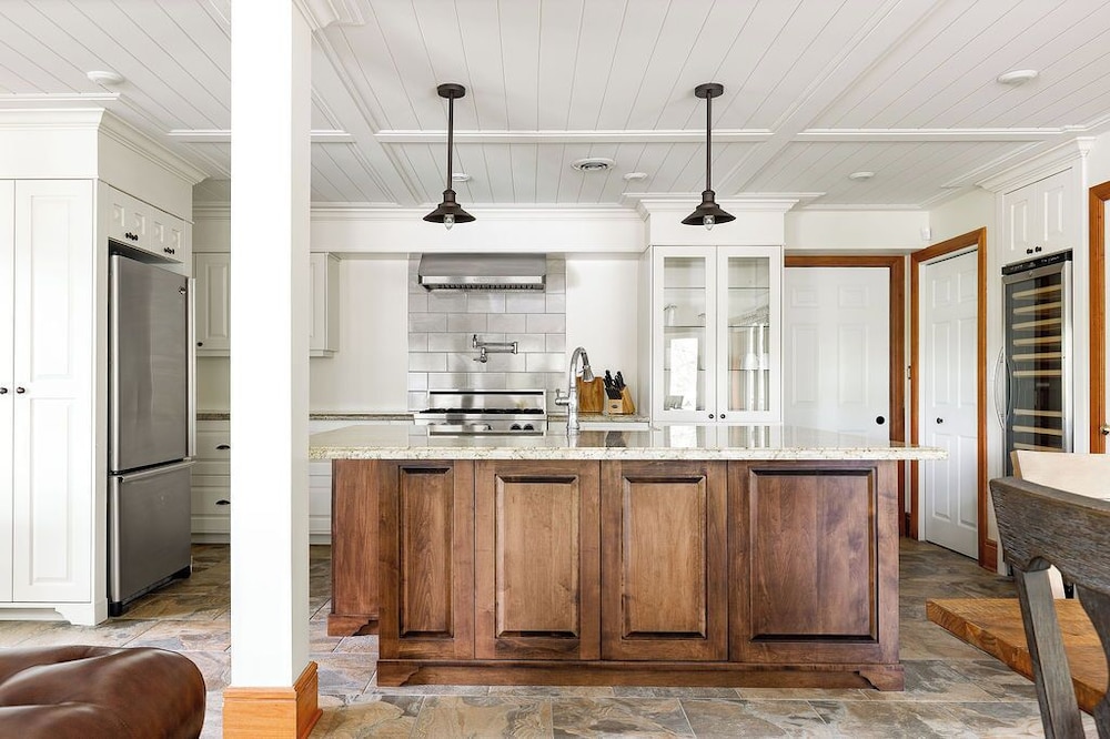 Fairy Bay Lakehouse 5/50