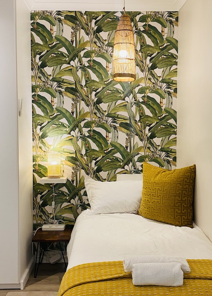 Dolphin Circle Bed and Breakfast 17/50