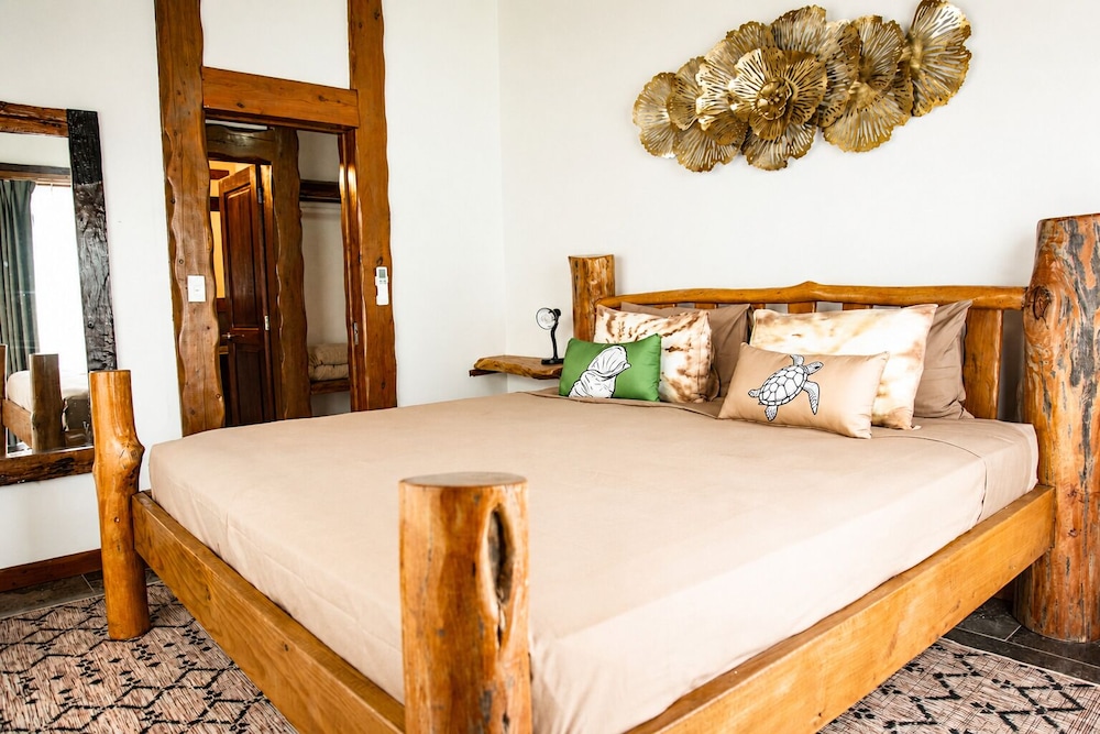 AITUTAKI ESCAPE 16/44