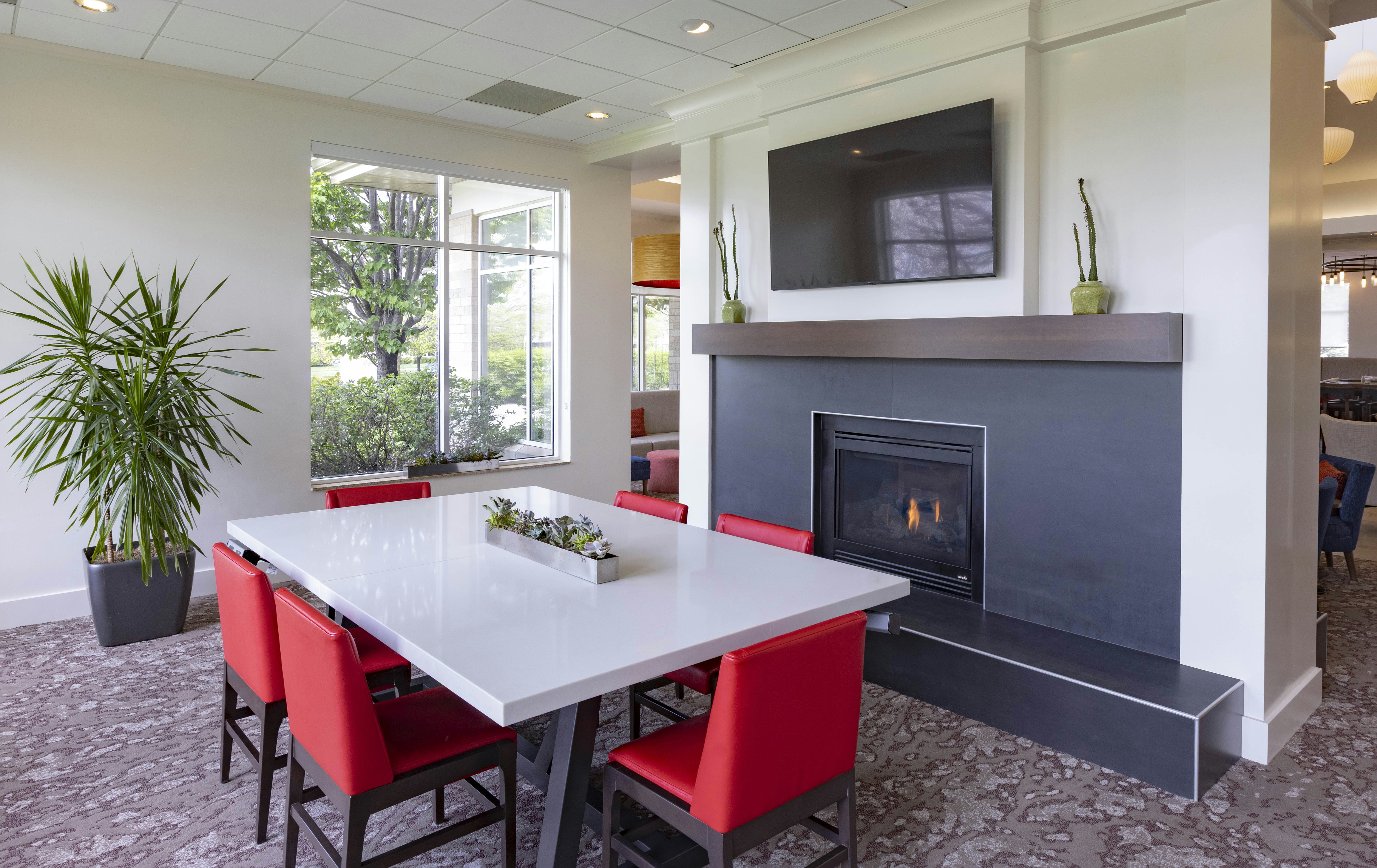 Hilton Garden Inn Des Moines/Urbandale 16/24
