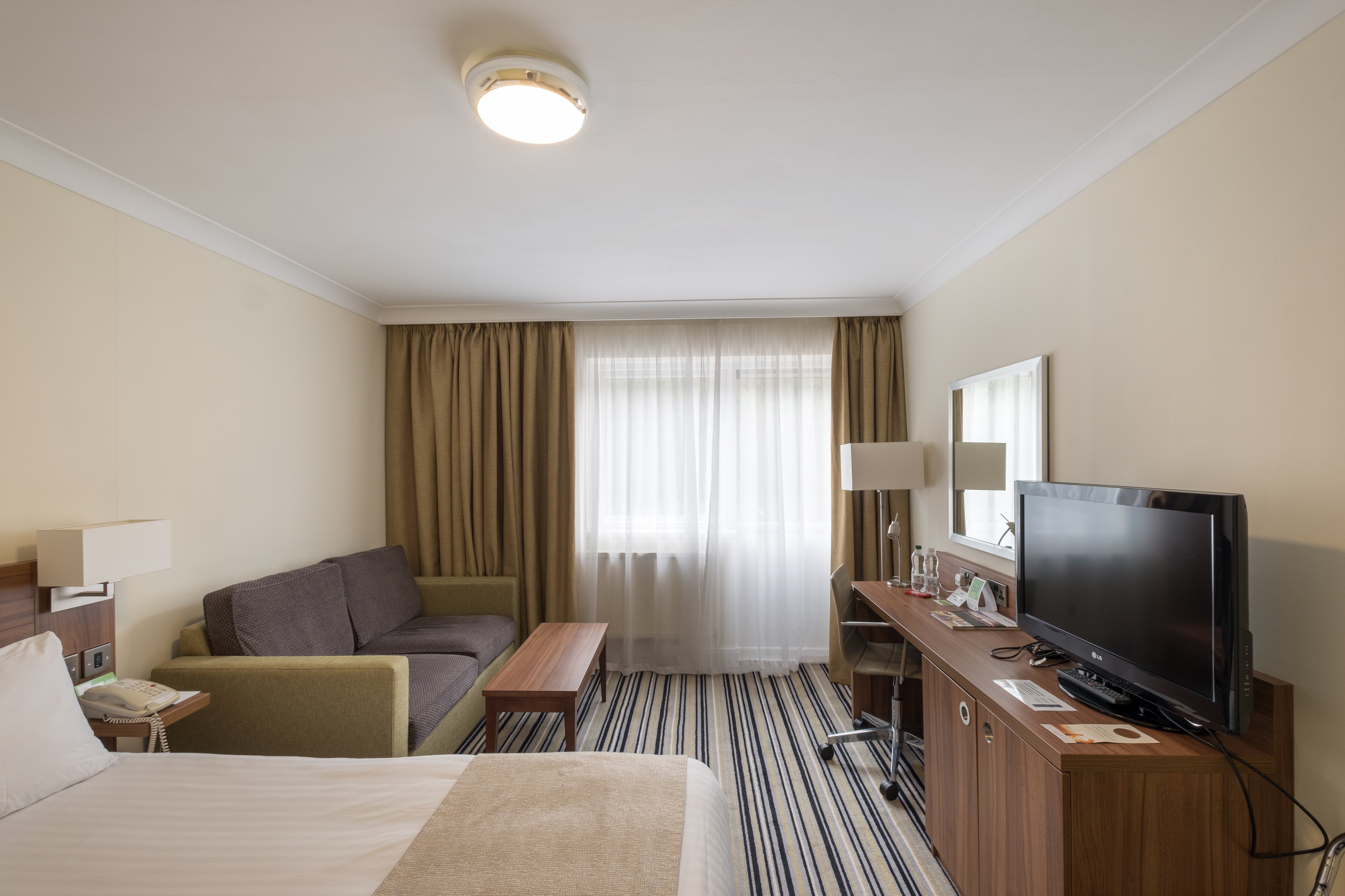 Holiday Inn Swindon 33/50
