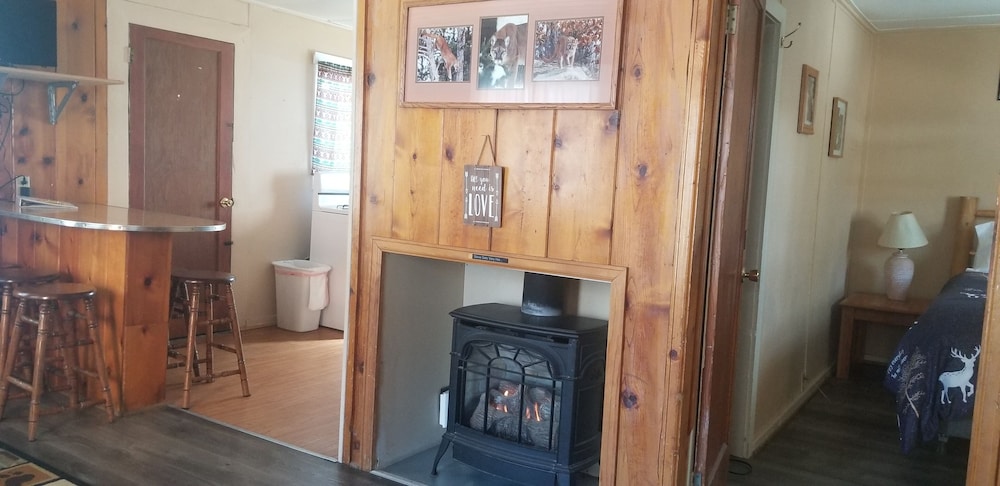 Columbine Cabins 24/32