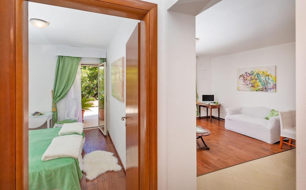 Residences Island View 33/34