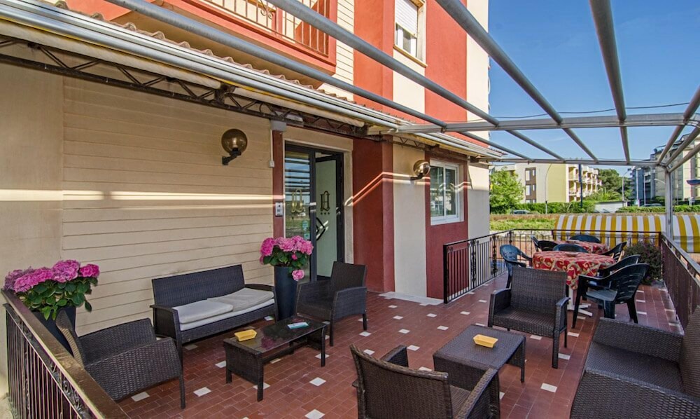HOTEL LAURIN 26/46
