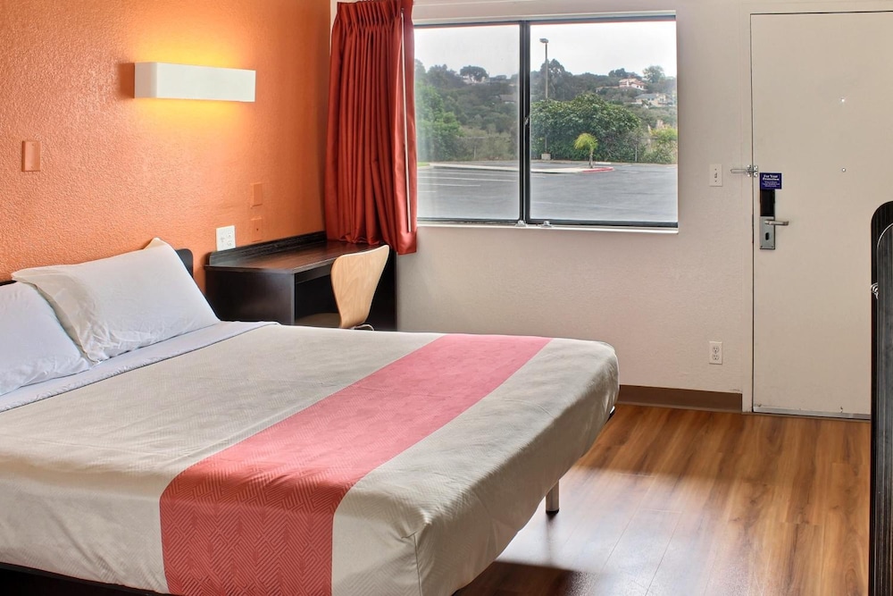 Motel6 Pismo Beach, CA 35/61