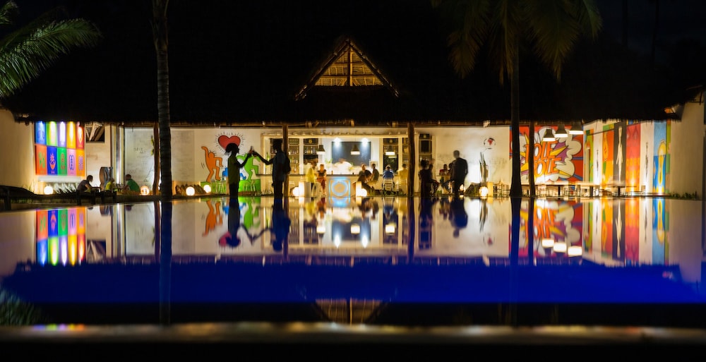 The Loop Beach Resort 14/72