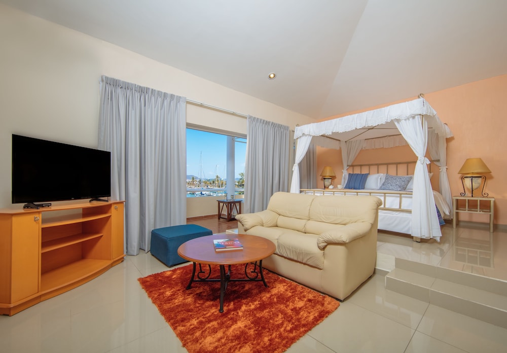 Isla Mazatlan Residence Club 17/33