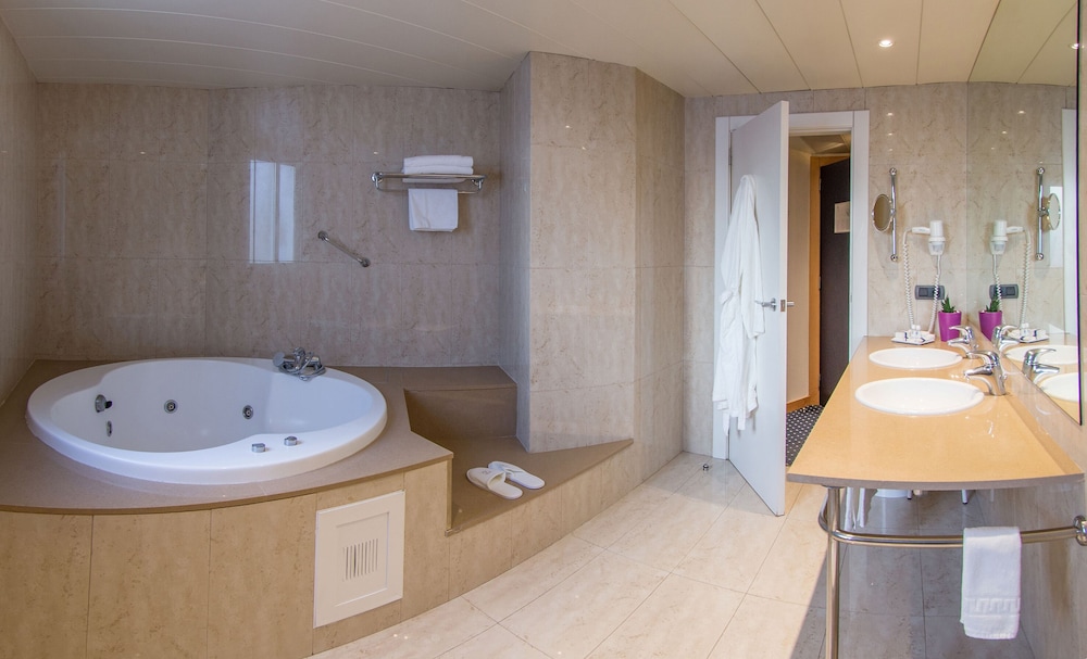 Hotel Castellon Center Affiliated By Melia 48/48
