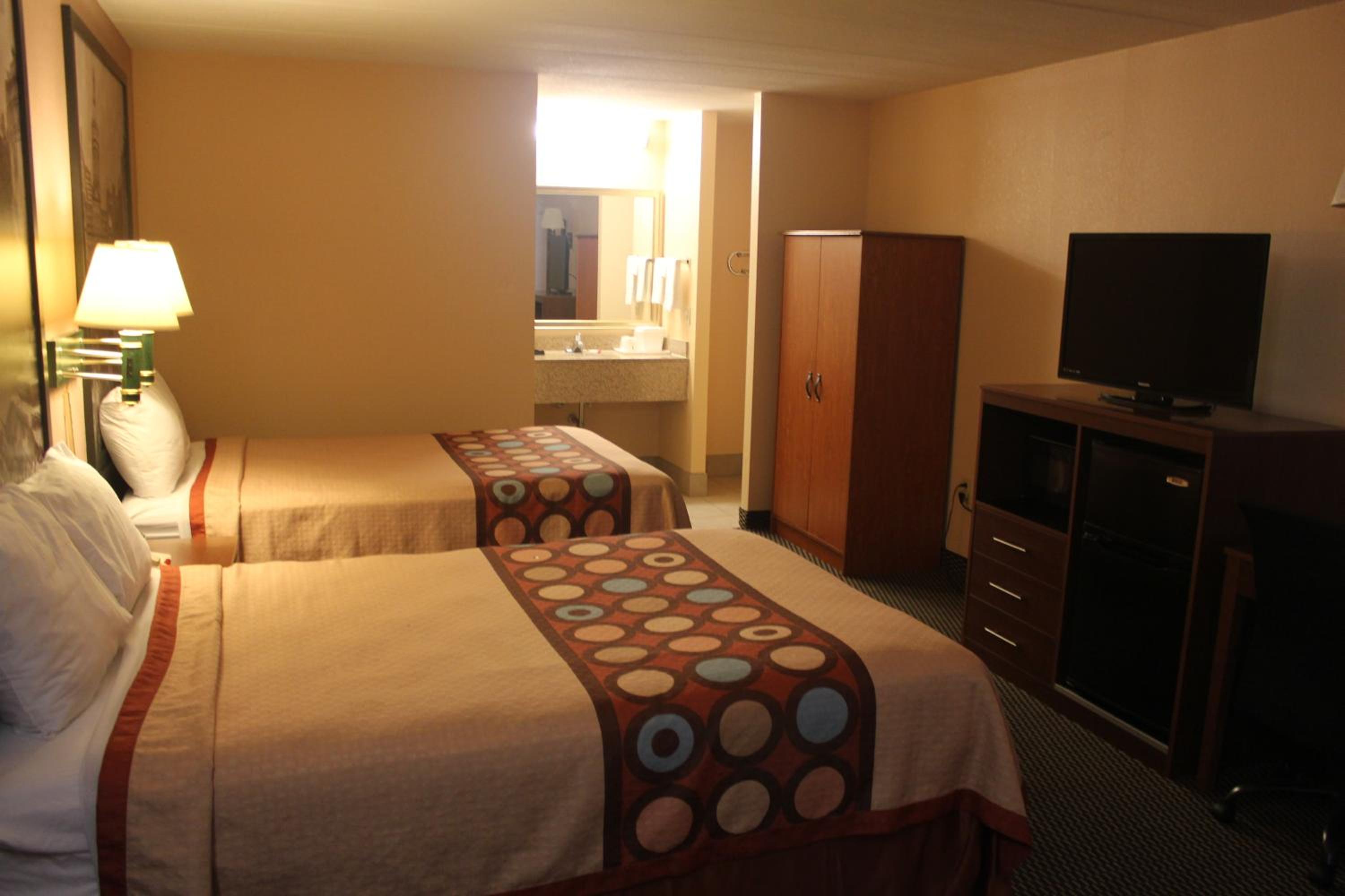 Super 8 By Wyndham Laurel, MD 15/26