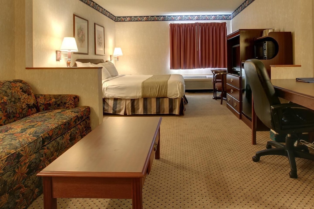 Americas Best Value Inn Suites St Charles St Louis 14/31