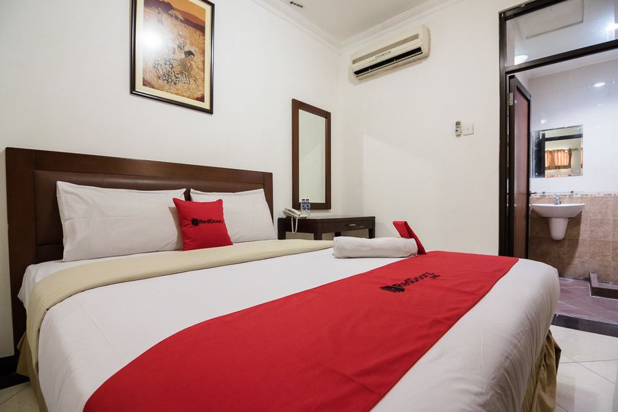 Reddoorz, Double Bed