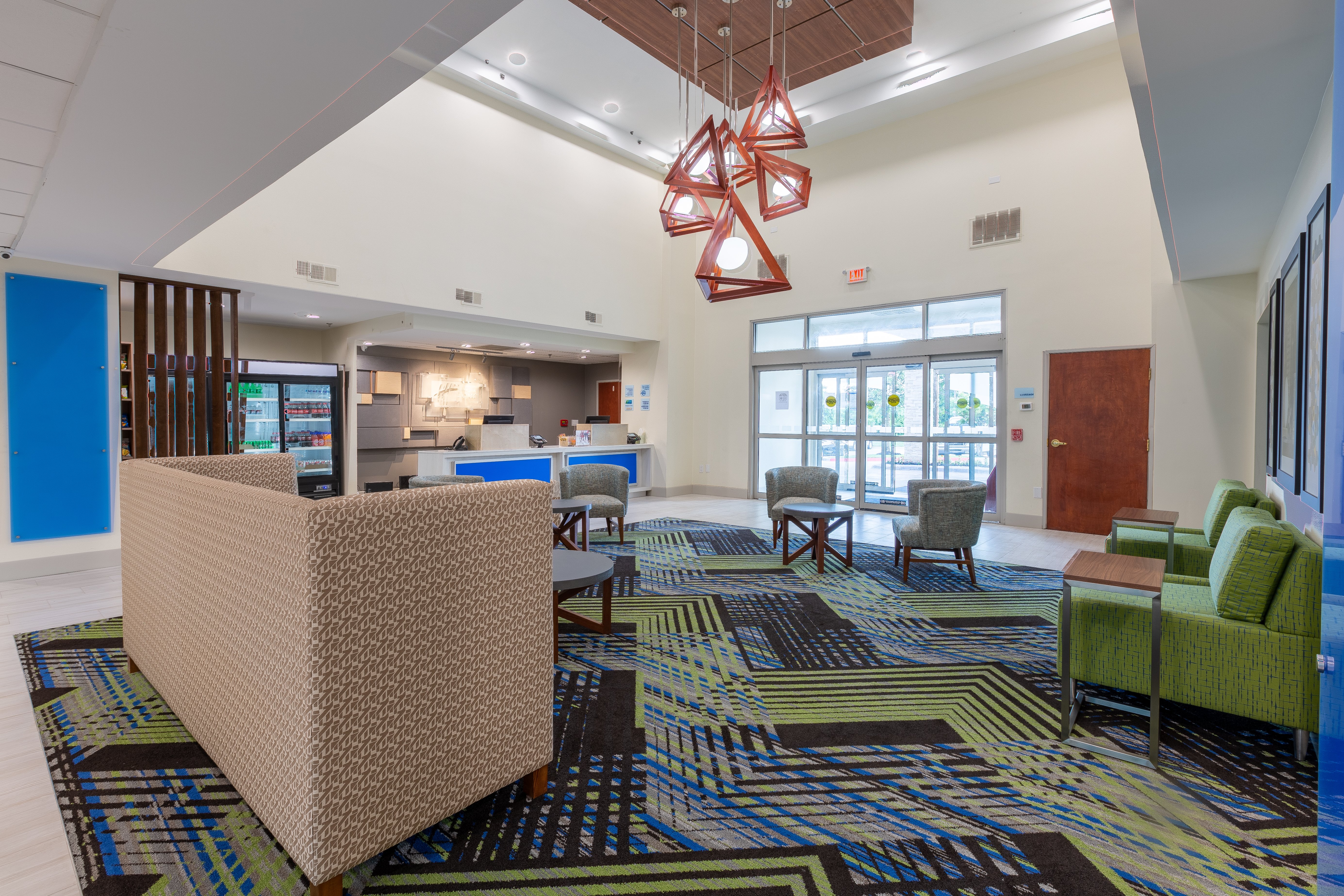 Holiday Inn Express And Suites Arlington North Stadium Area 22/34