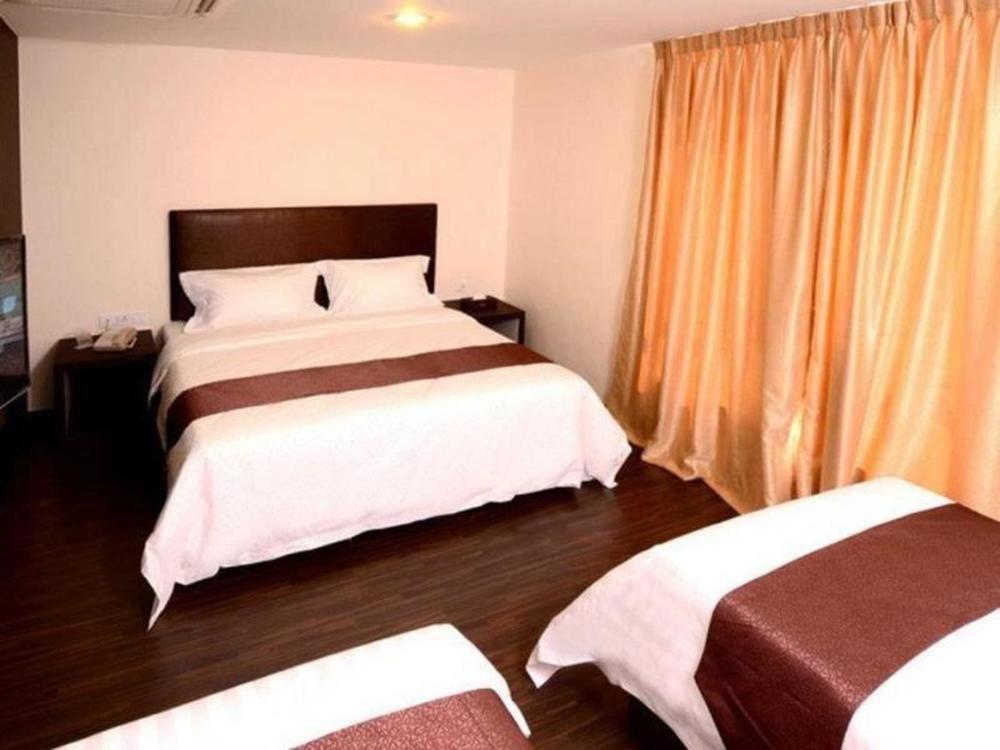 Hotel Nusa Ct 7/26