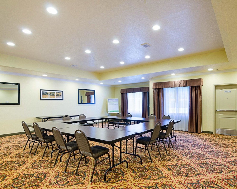 Comfort Inn Suites Orange Montpelier 45/55