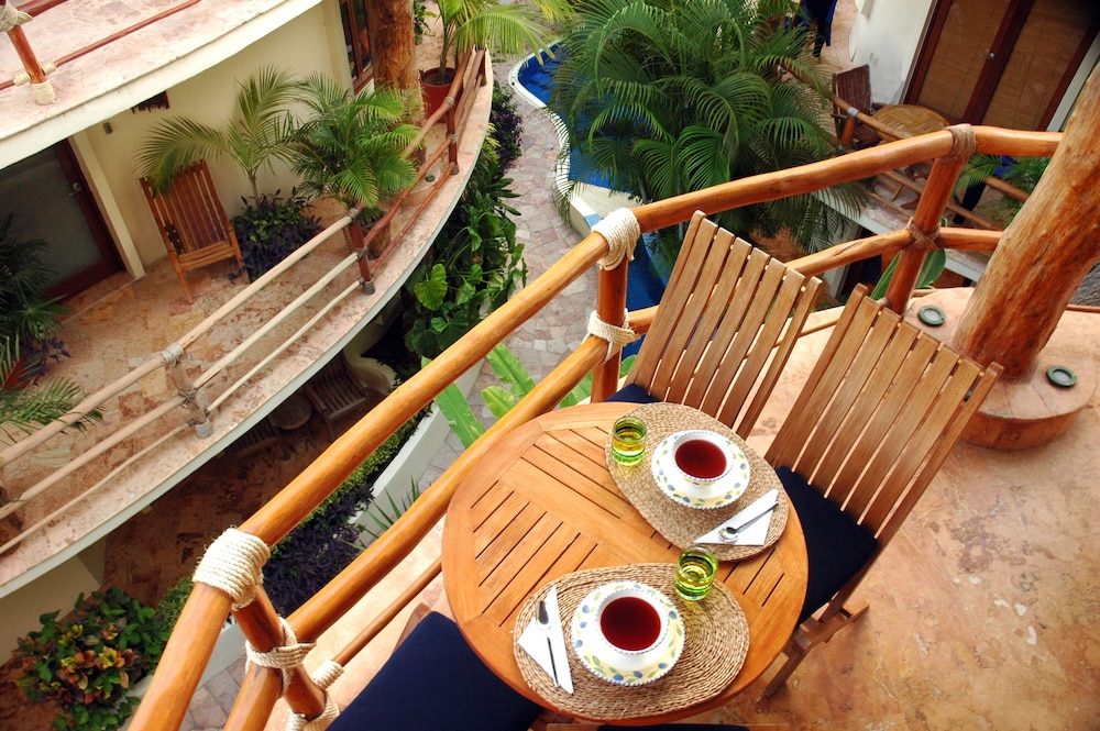 Villas Sacbe Condo Hotel 35/49
