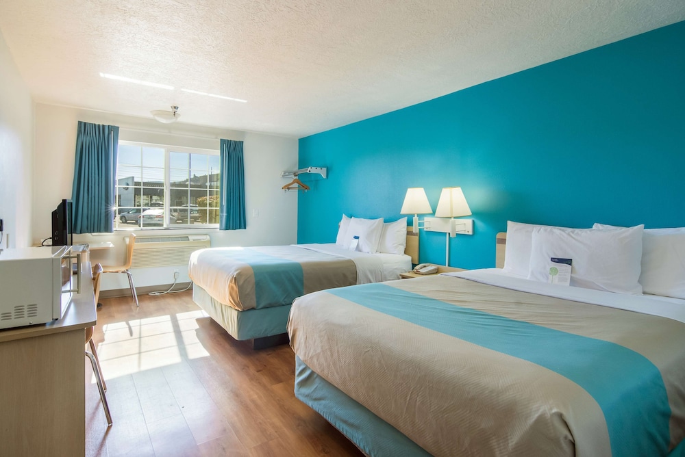 Motel6 The Dalles, OR 25/41