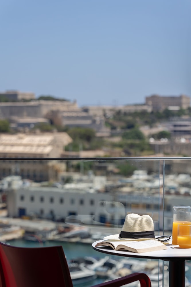 Verdi Gzira Promenade 3/69