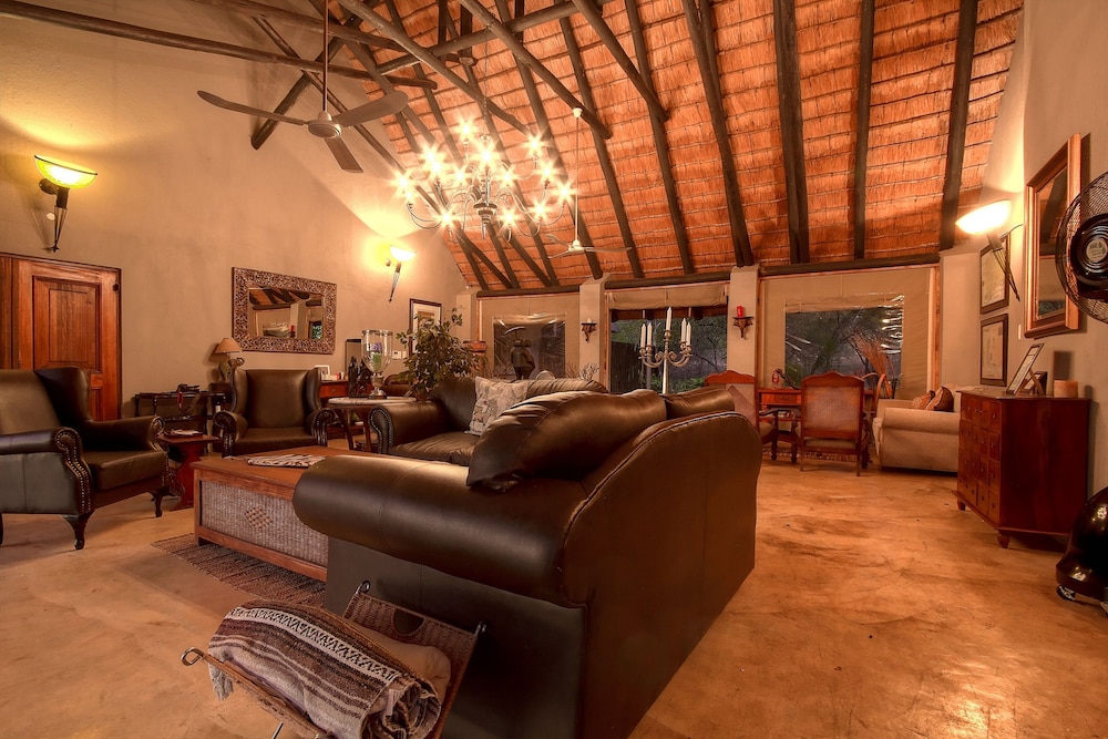 Mvuradona Safari Lodge 19/50