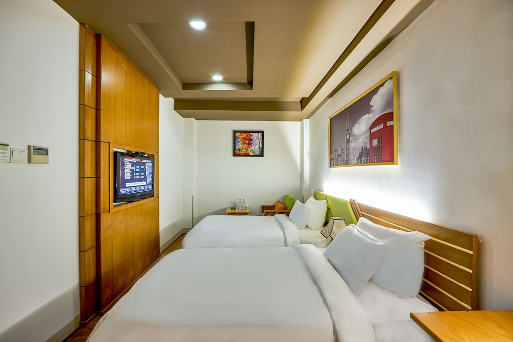 SUPERIOR, TWIN BEDS