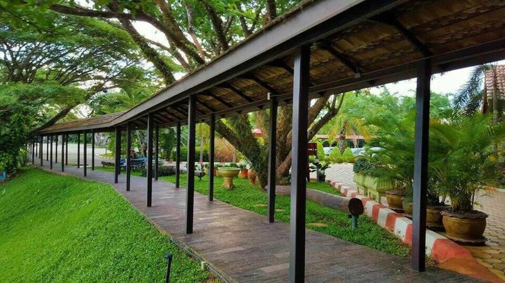 Kong Garden View Resort 58/63