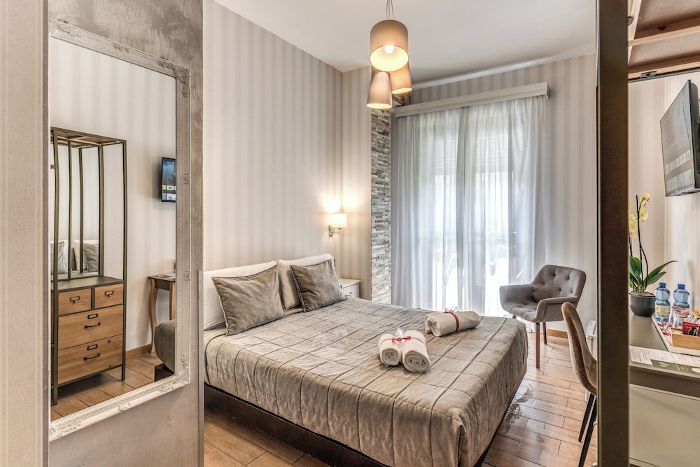 Marta Inn (ex Da Marta and Alida all Esquilino) 7/50