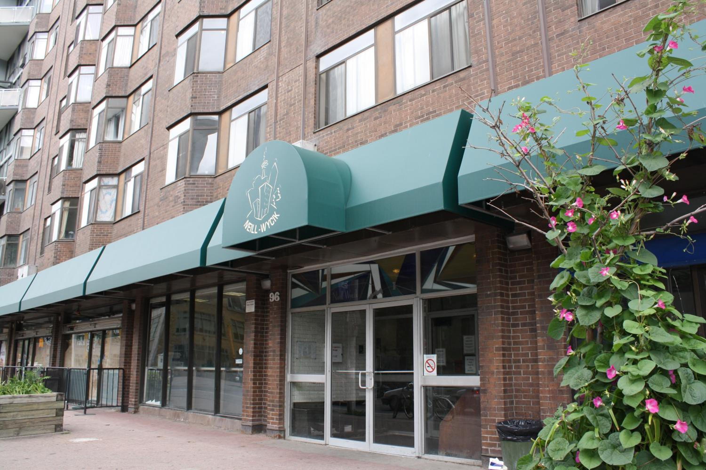 Neill-Wycik Backpackers Hotel 3/31