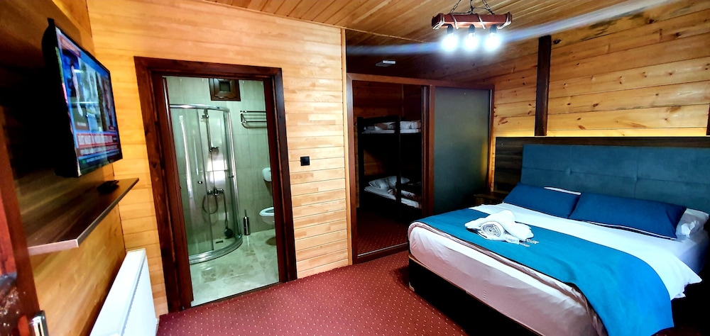 Akyuz Kardesler Hotel & Bungalow 22/74