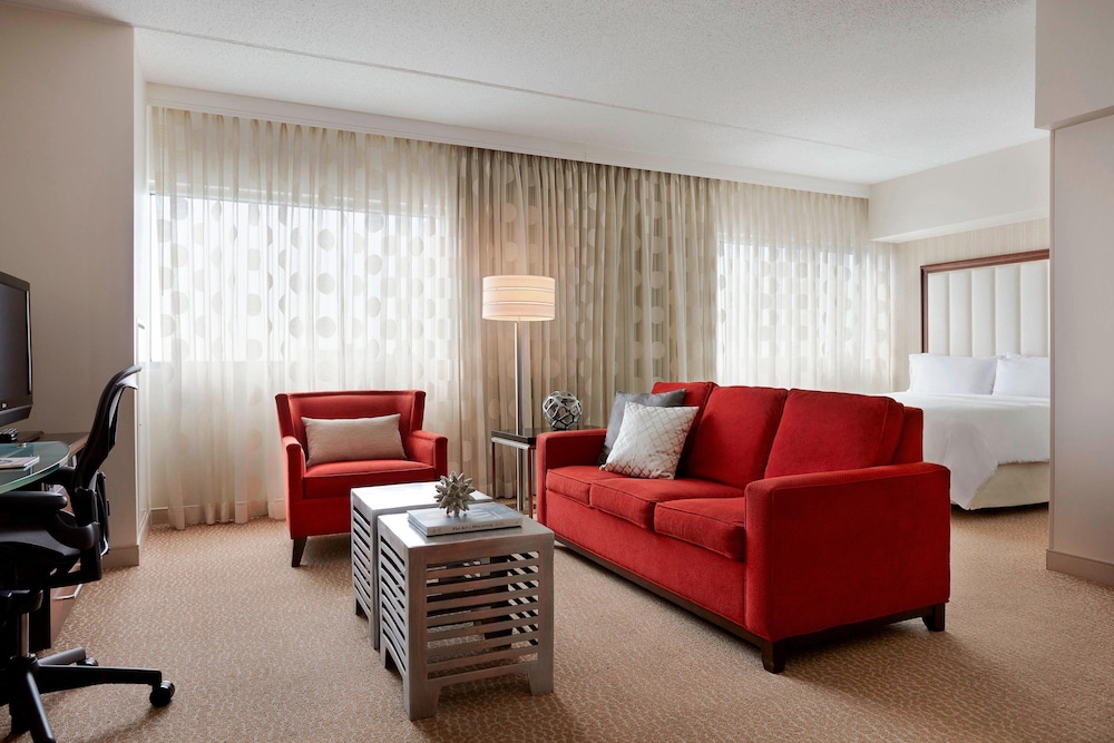 Renaissance Newark Airport Hotel 35/53