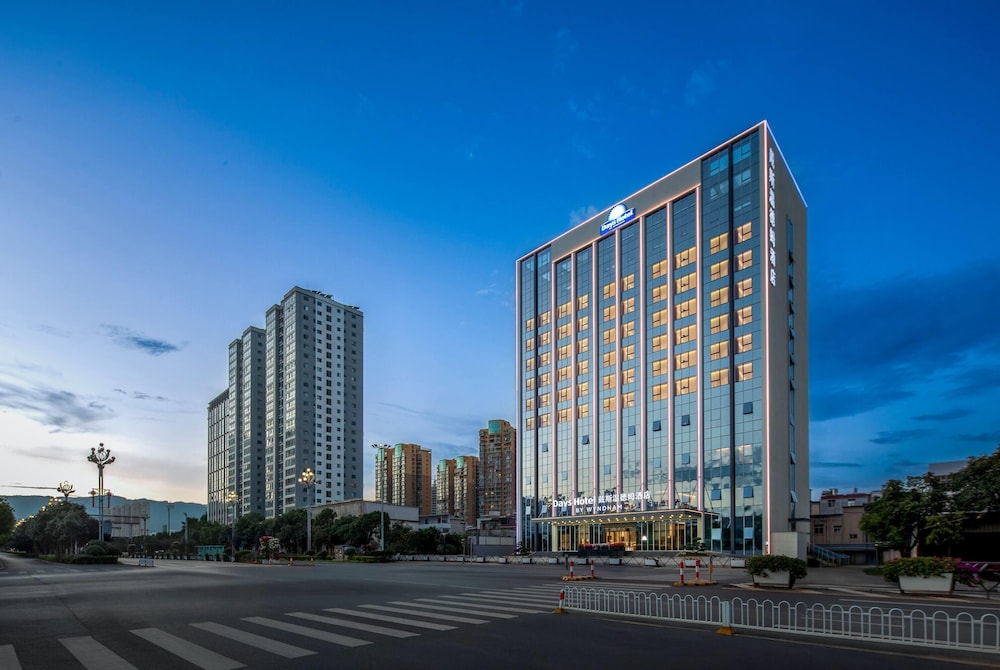 Days Hotel by Wyndham Kunming Yiliang 4/38
