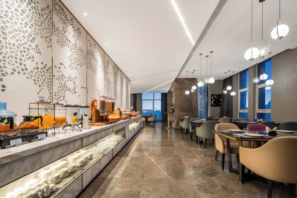 Mercure Xining Haihu CBD 33/50